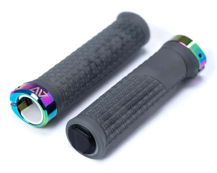 Cube Acid Griffe Icon Pro | translucent black´n´oilslick